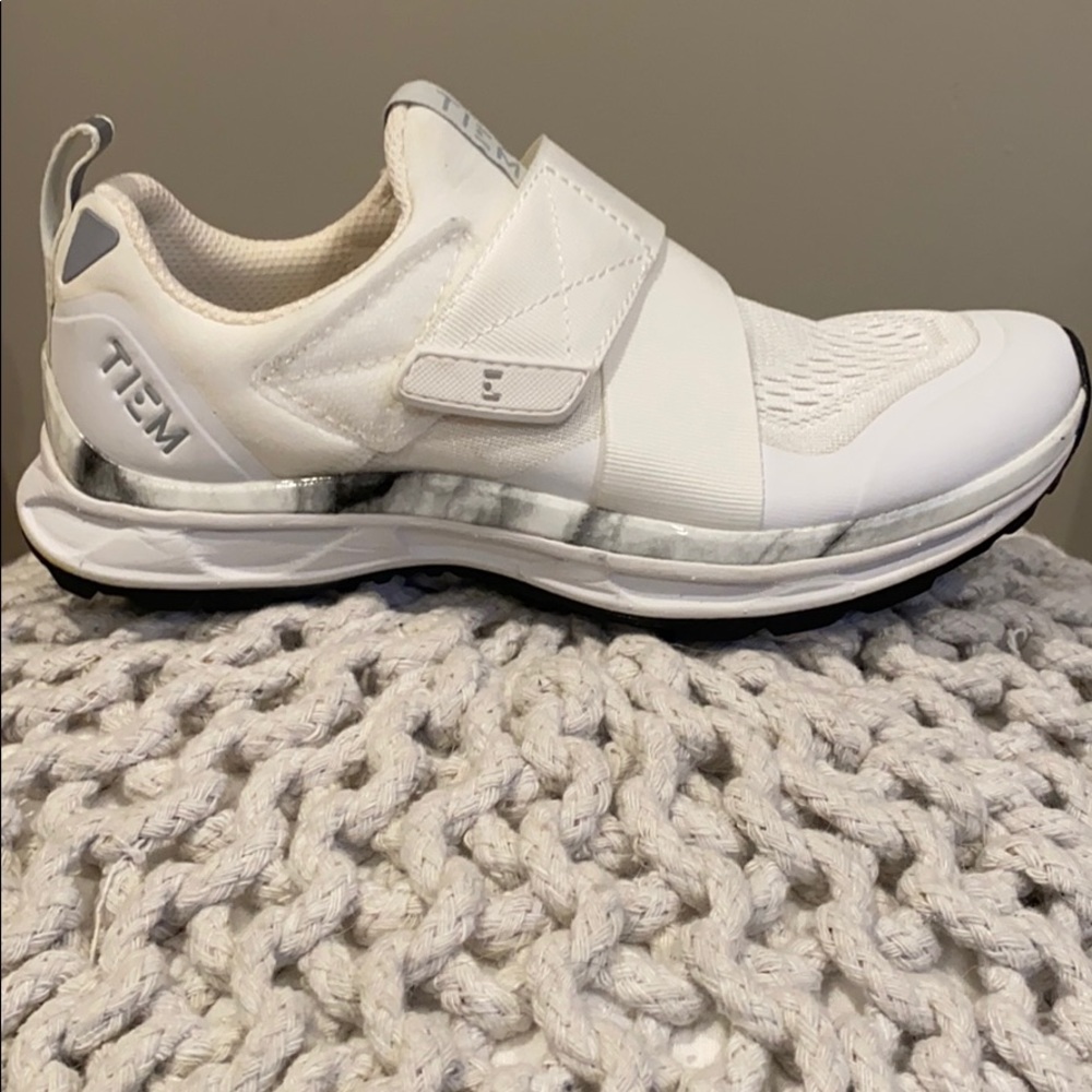 Tiem cycle soulcycle peloton clip in bike shoe